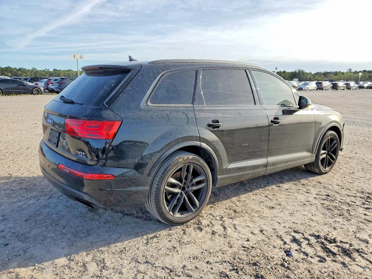 Audi Q7 3.0l Prestige, снимка 3 - Автомобили и джипове - 54881481