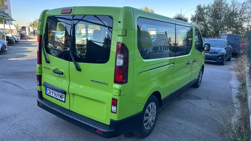 Renault Trafic 1.6 dCi Пътнически Дълга база Заден климатик ДДС, снимка 6 - Бусове и автобуси - 52238138