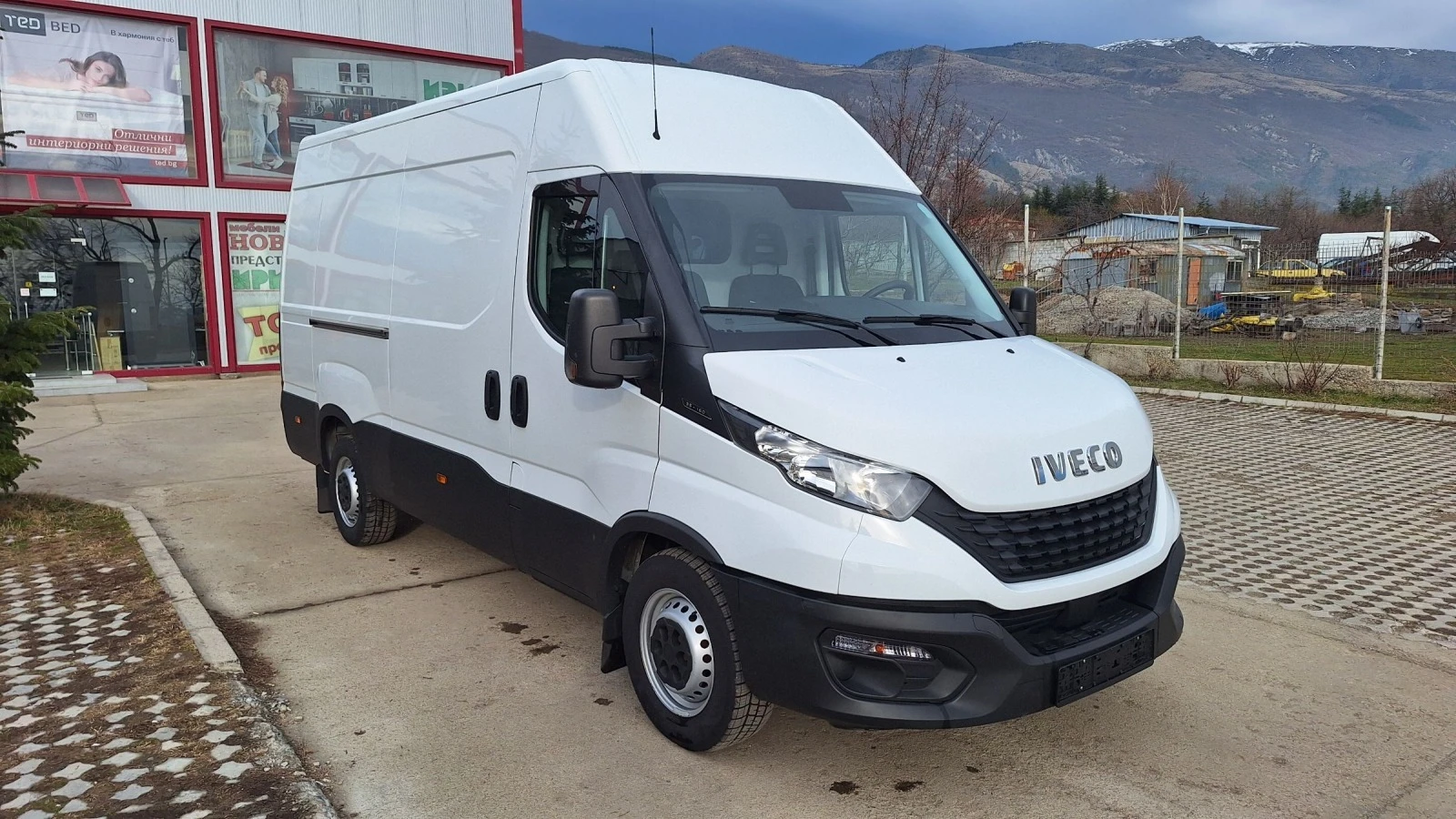 Iveco Daily 35s16  * 70600*    | Mobile.bg   1