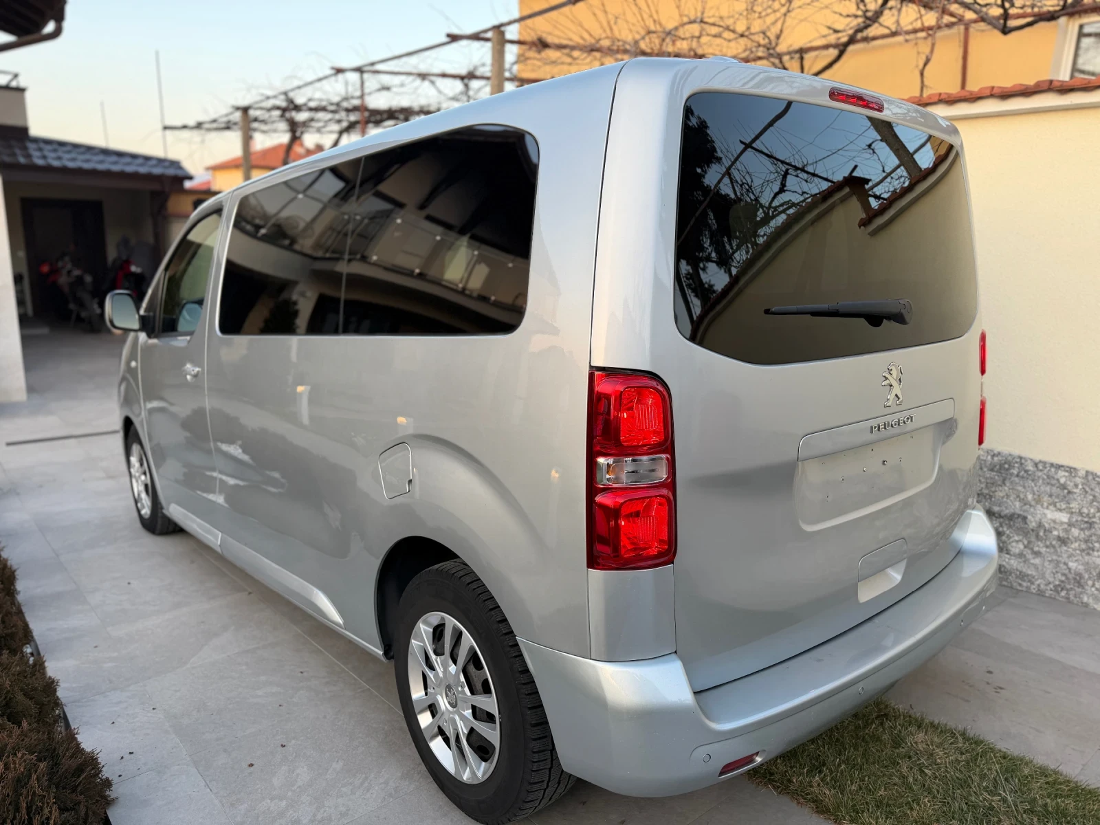 Peugeot Traveller | Mobile.bg � ����������� 3