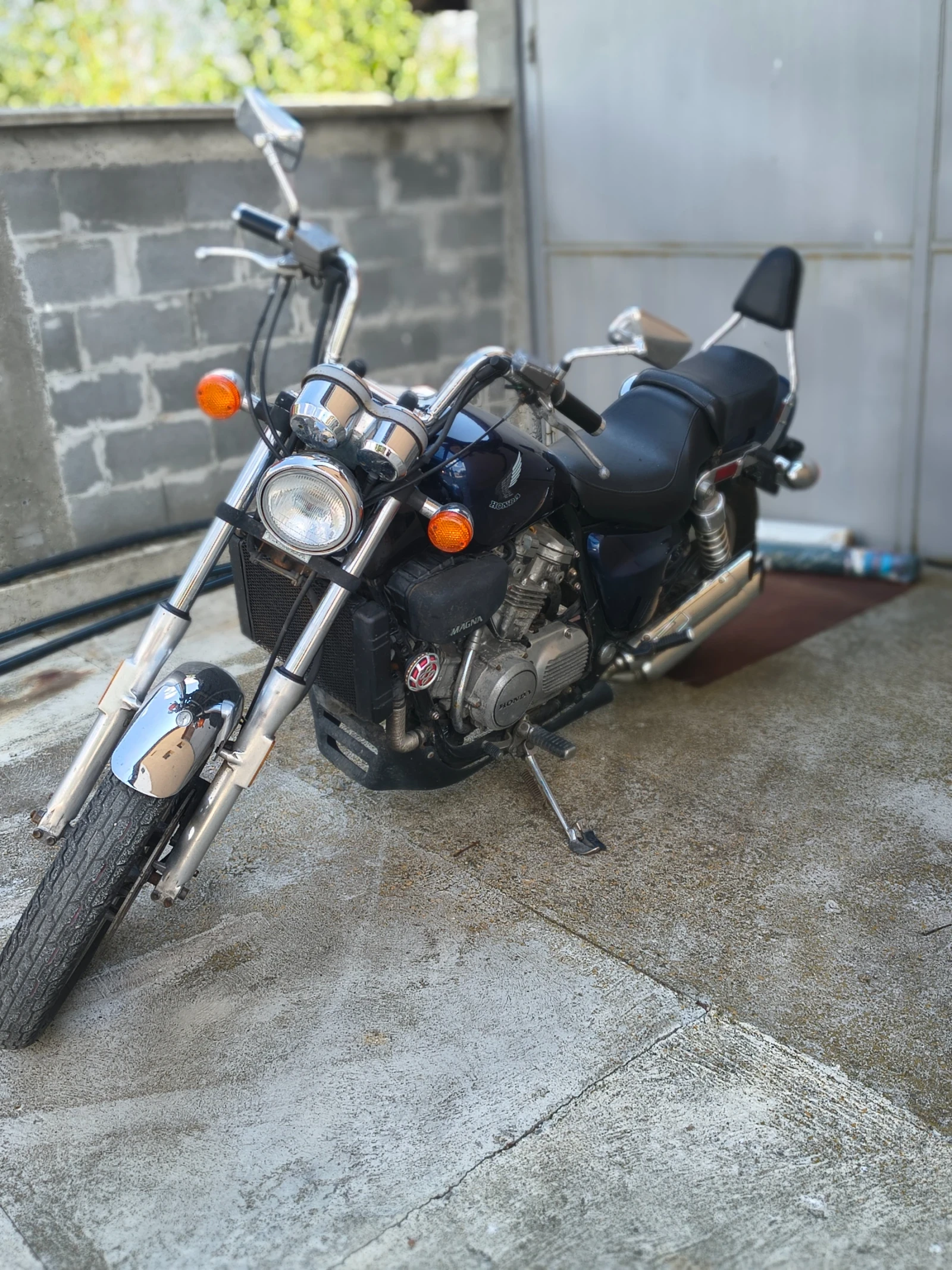Honda Magna, снимка 7 - Мотоциклети и мототехника - 55670624