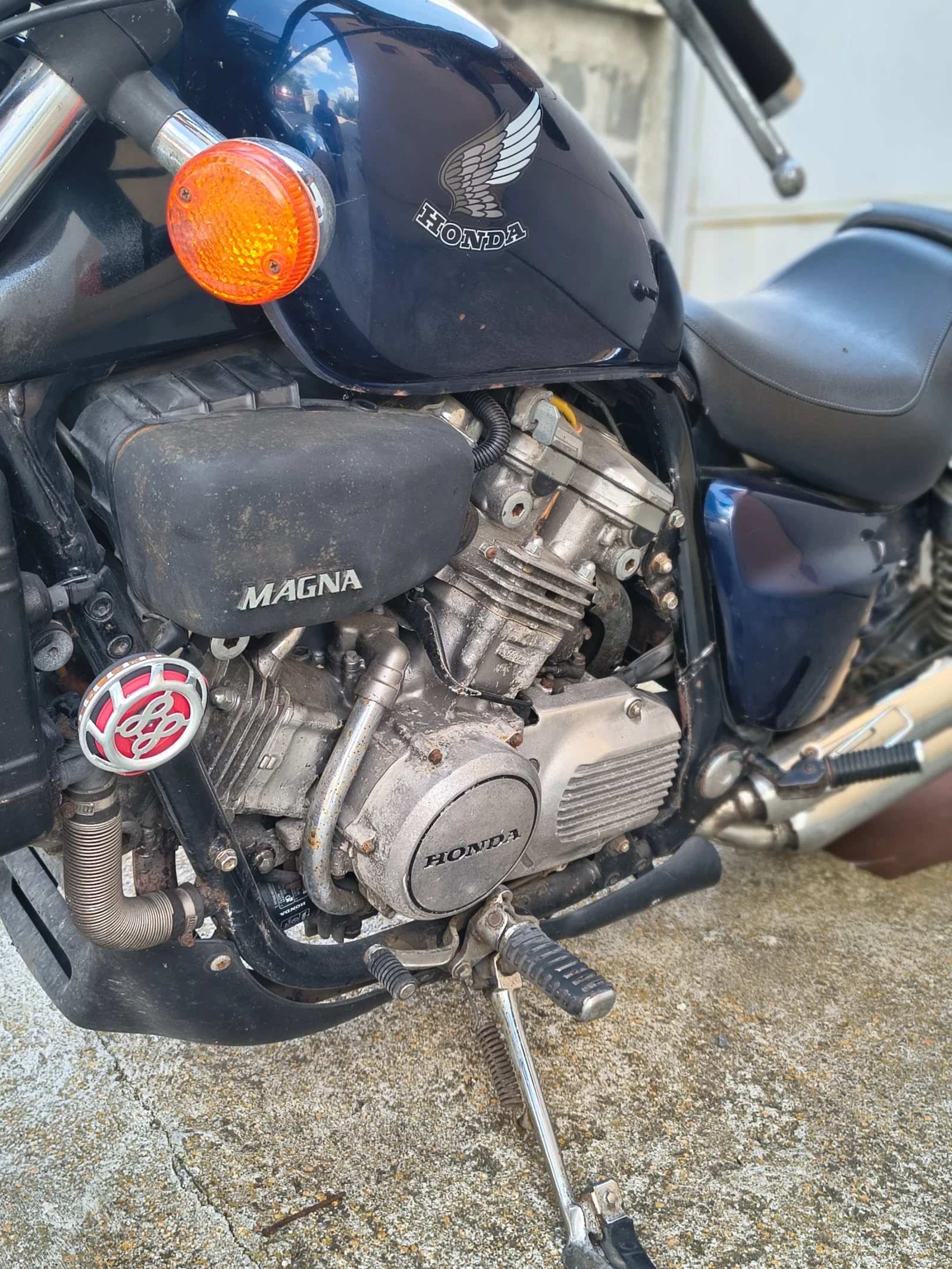 Honda Magna, снимка 6 - Мотоциклети и мототехника - 55670624