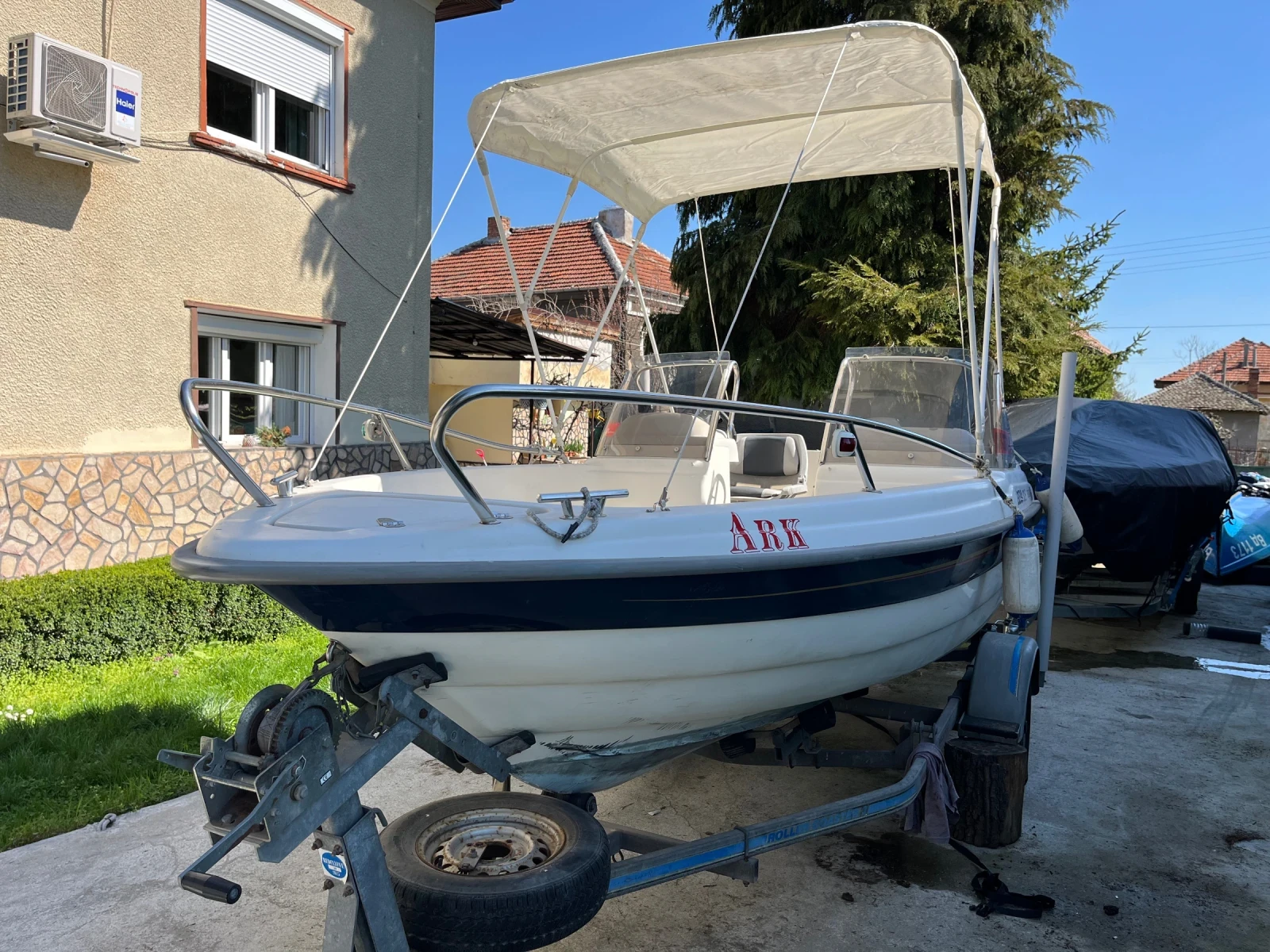 Моторна яхта Bella 512E, снимка 5 - Воден транспорт - 54101054