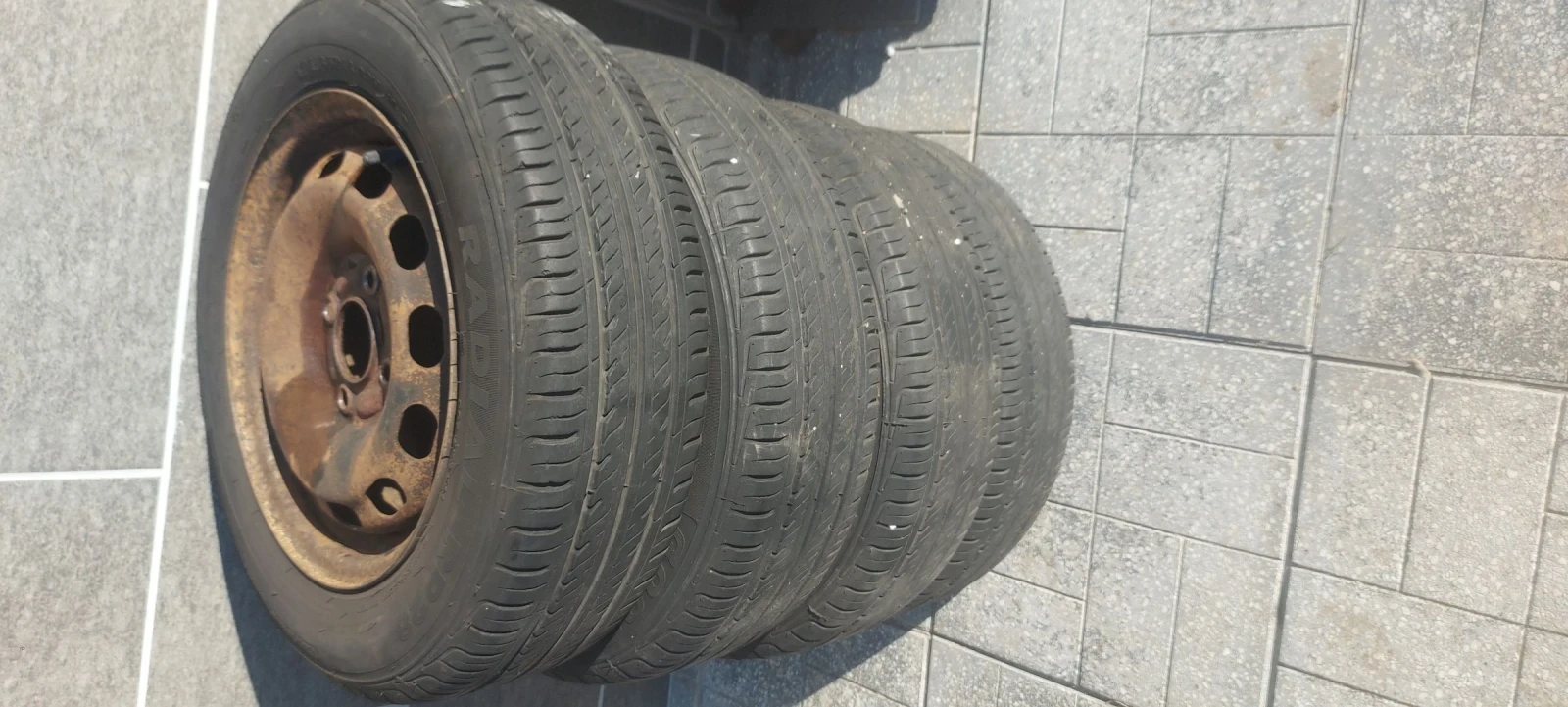 Гуми с джанти Goodride 175/65R14, снимка 2 - Гуми и джанти - 53658242