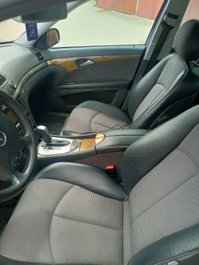 Mercedes-Benz E 220, снимка 11