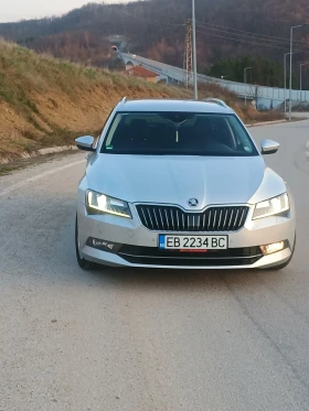 Skoda Superb Комби, снимка 6