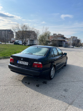 BMW 528, снимка 4 - Автомобили и джипове - 45296395