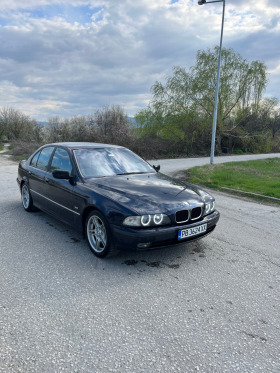 BMW 528, снимка 2 - Автомобили и джипове - 45296395