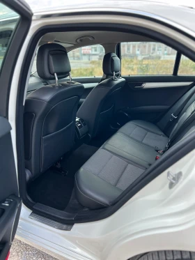 Обява за продажба на Mercedes-Benz C 220 Avantgarde/Automat/OM646/ ~12 999 лв. - изображение 10