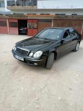 Mercedes-Benz E 220 - 4500 € / 8801.24 лв. - 82392480 8