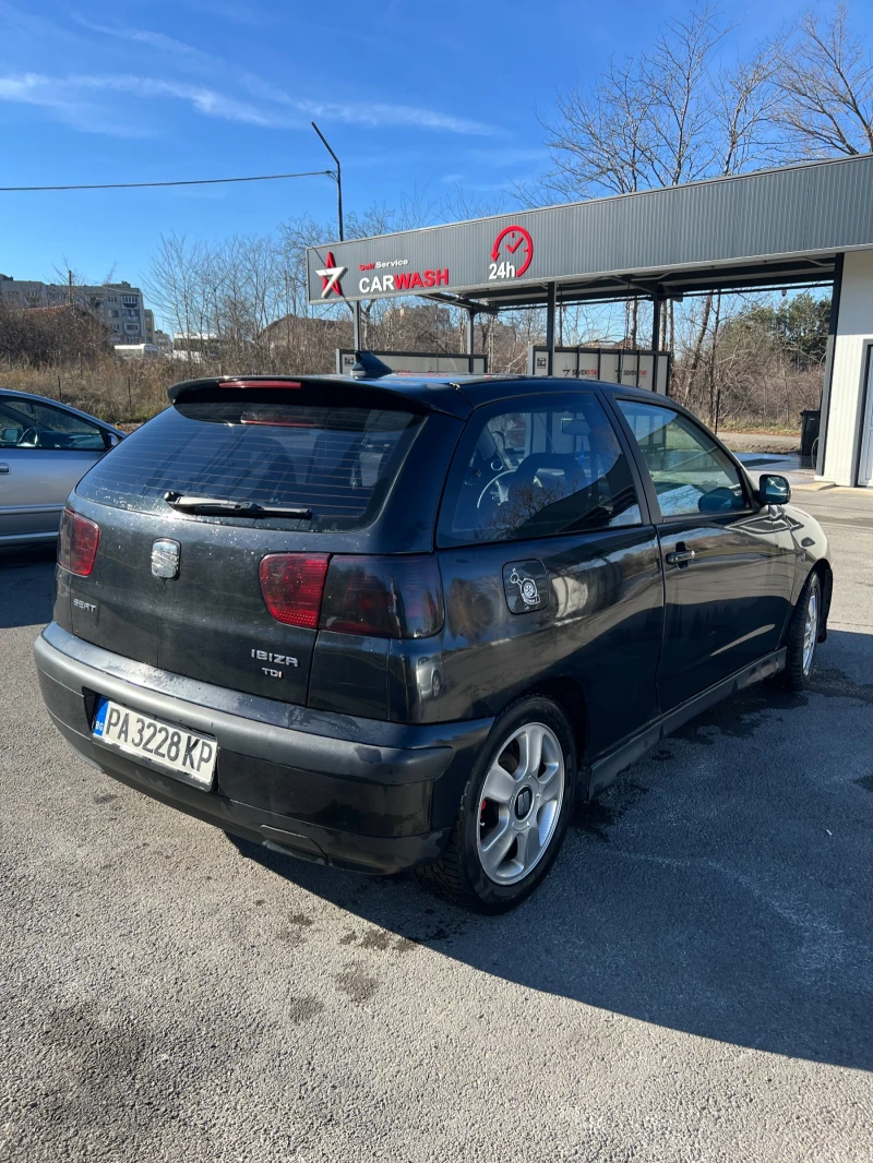 Seat Ibiza, снимка 5 - Автомобили и джипове - 48086817