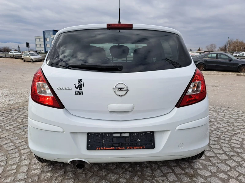 Opel Corsa 1.4i/КОЖА/ПОДГРЕВ/COSMO, снимка 6 - Автомобили и джипове - 48929135