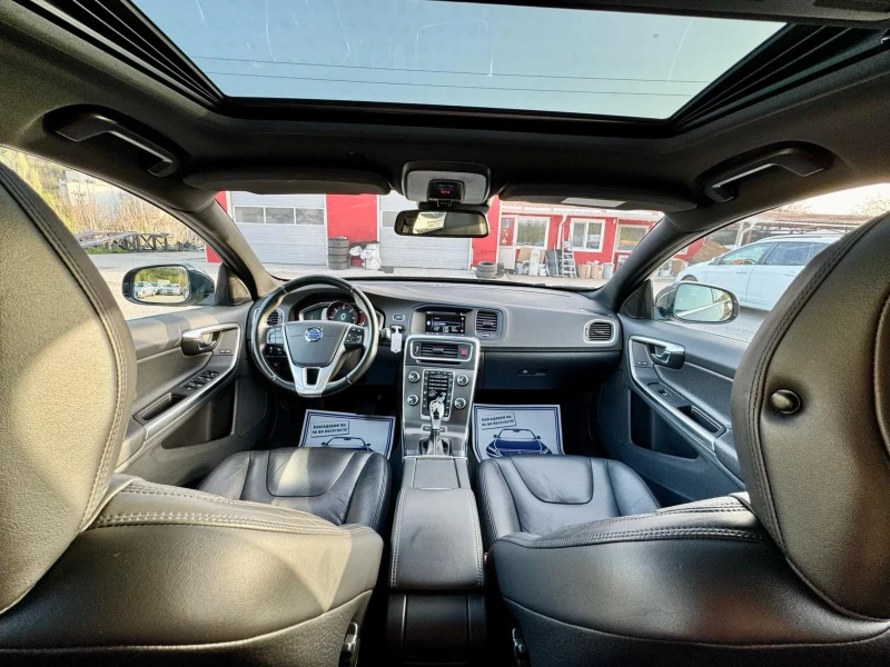 Volvo V60 Plug-in хибрид, 4Х4 , снимка 10 - Автомобили и джипове - 50041231