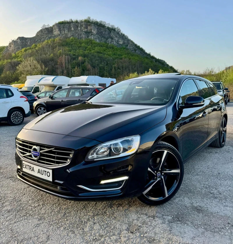 Volvo V60 Plug-in хибрид, 4Х4 , снимка 17 - Автомобили и джипове - 50041231