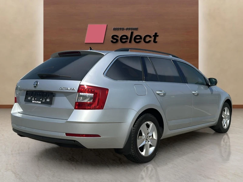 Skoda Octavia 1.5 TSI, снимка 5 - Автомобили и джипове - 53268392