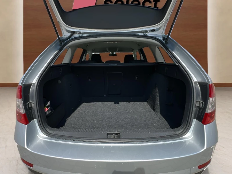 Skoda Octavia 1.5 TSI, снимка 9 - Автомобили и джипове - 53268392