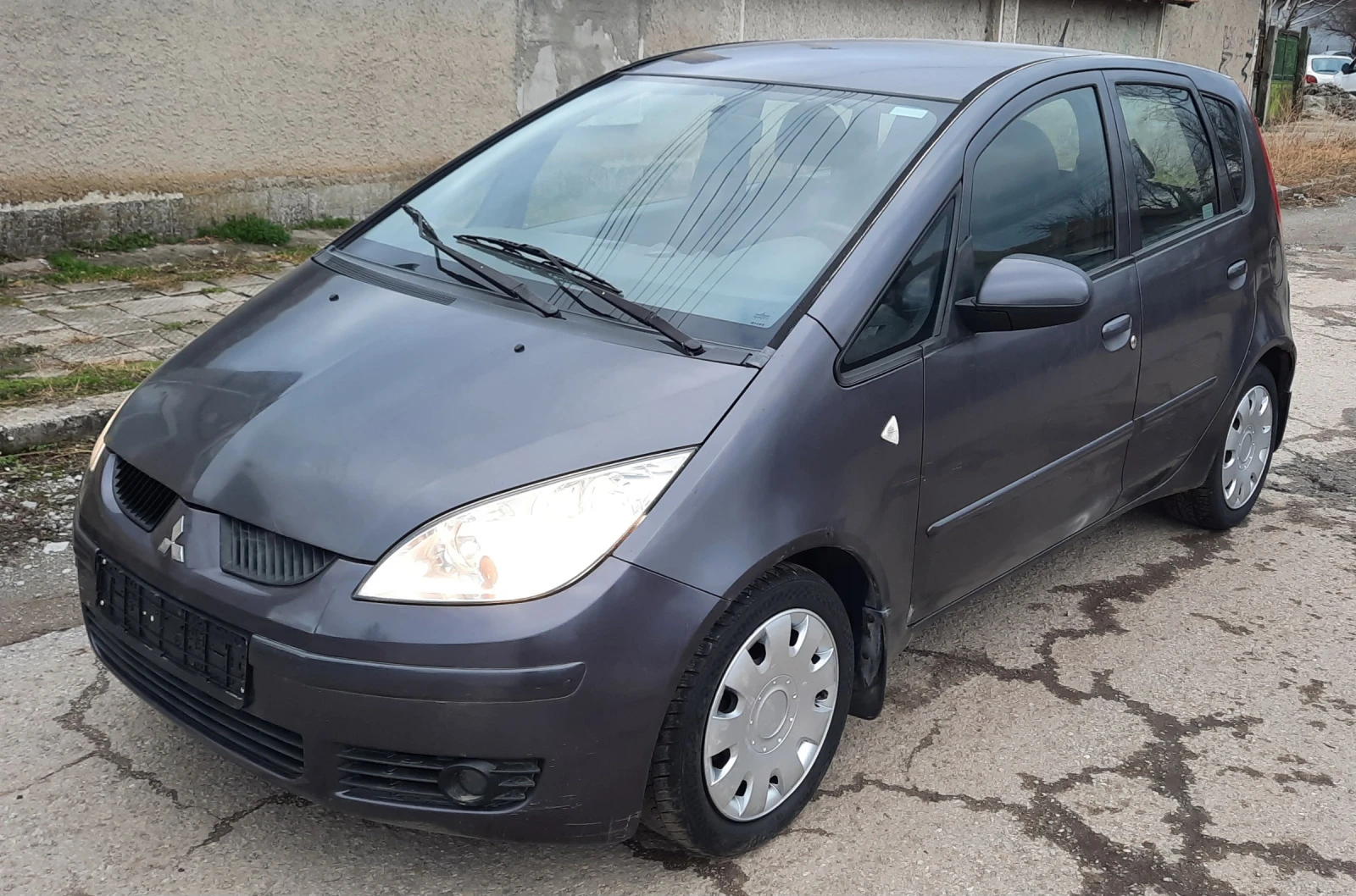 Mitsubishi Colt 1.3-95к.с.-бензин - изображение 10