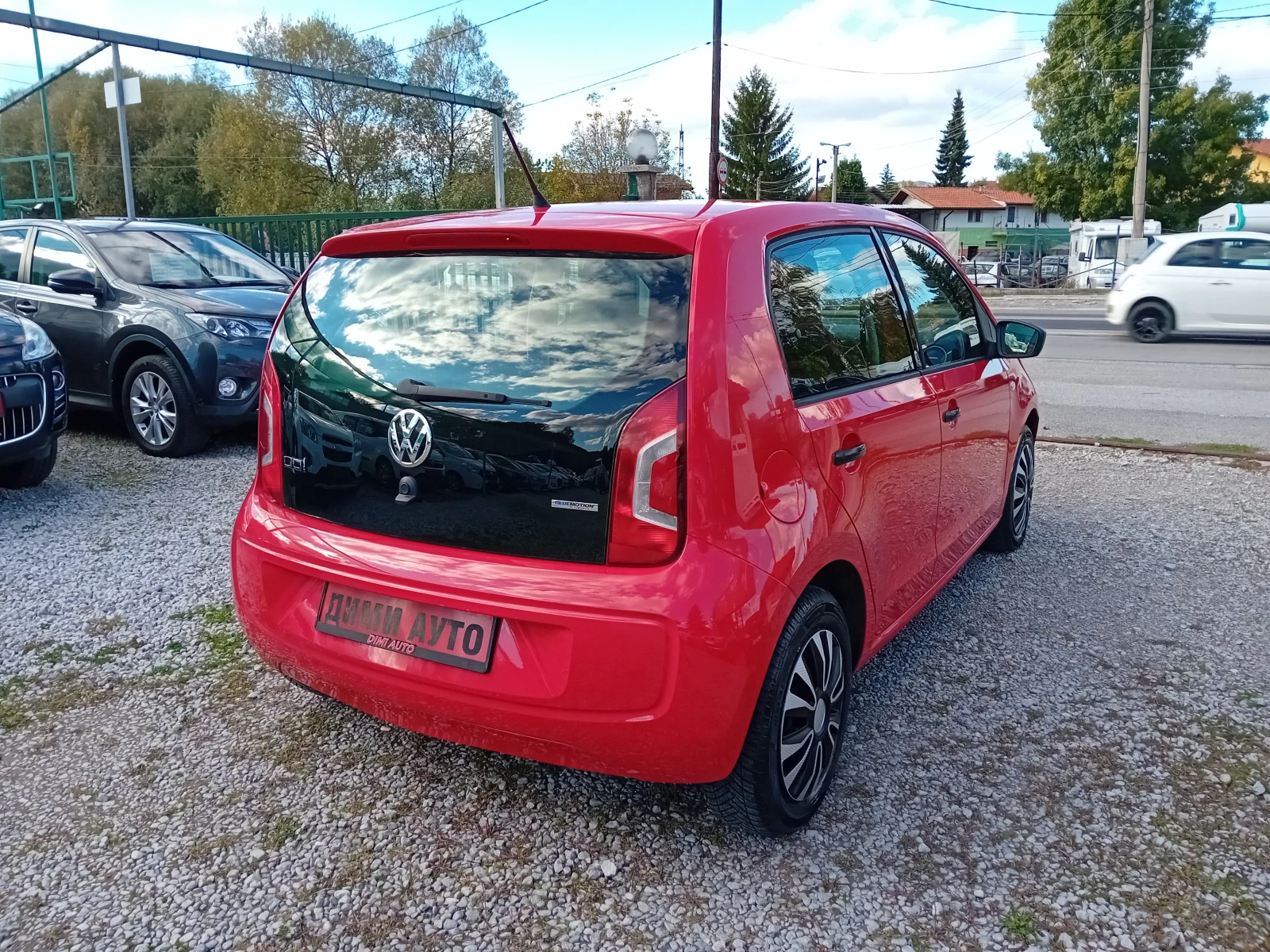 VW Up 1.0 60ks 5 vrati 85000km! - изображение 3