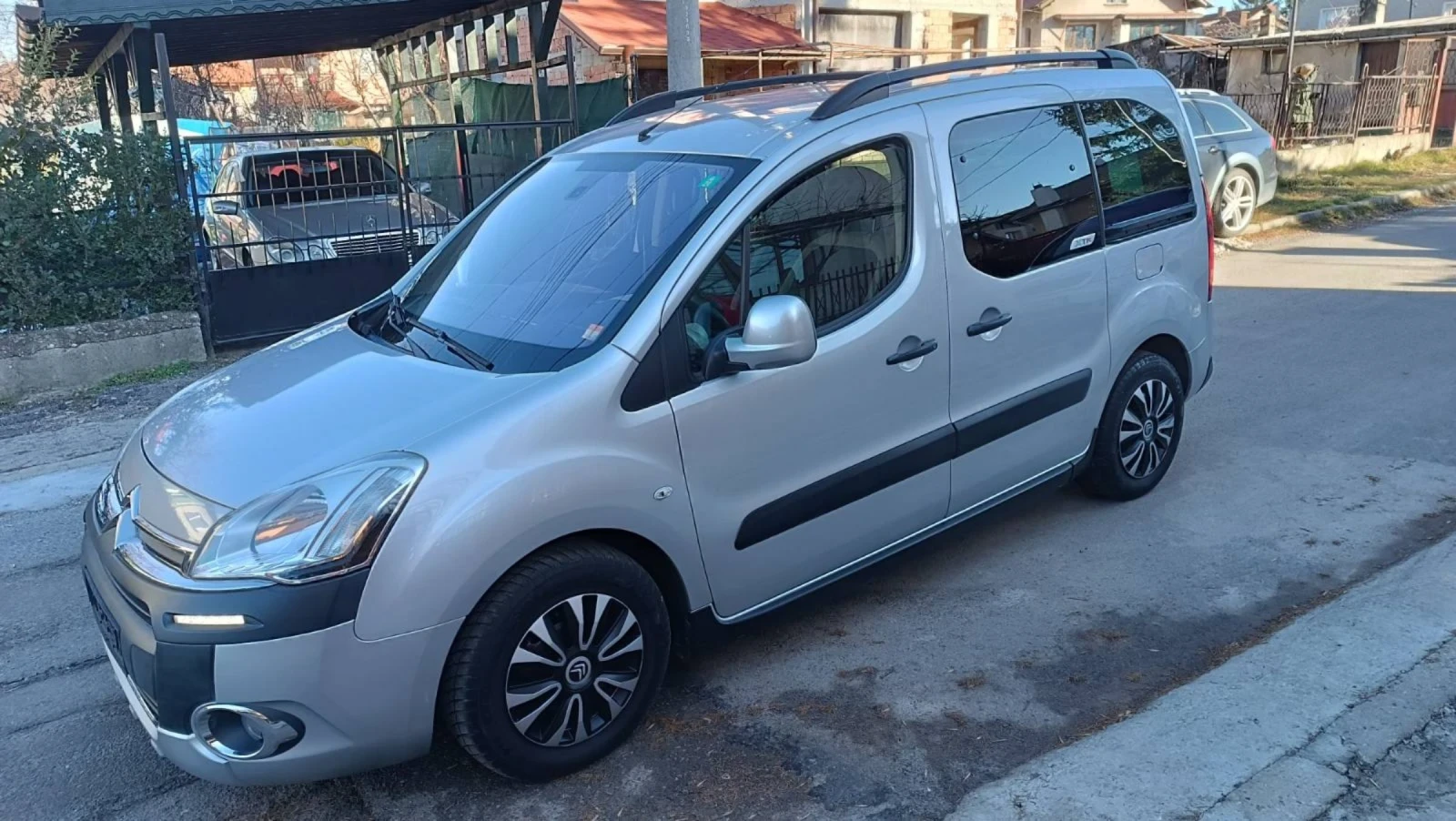 Citroen Berlingo 1.6 перфектен 115к.с.VTX - изображение 2