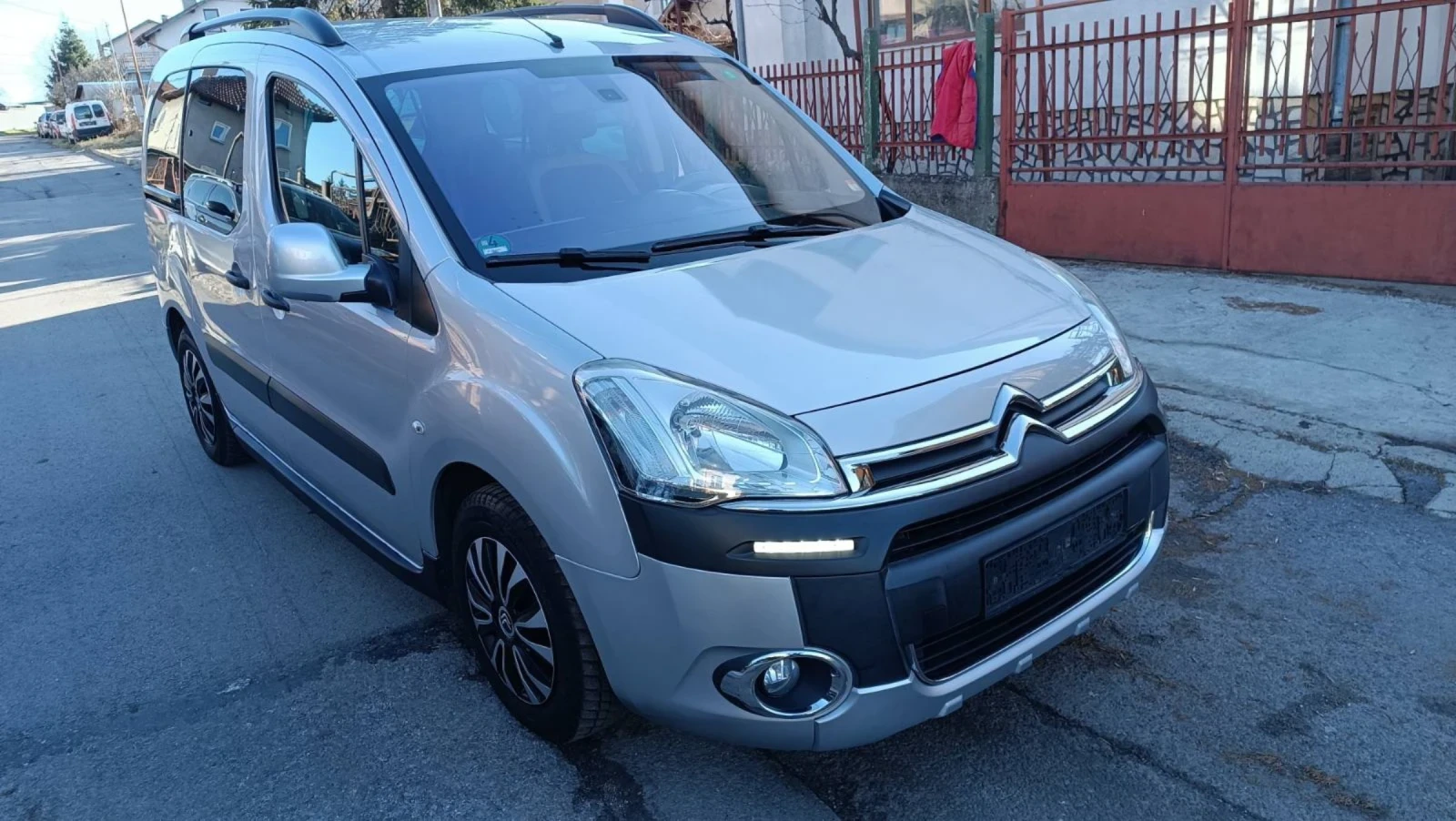 Citroen Berlingo 1.6 перфектен 115к.с.VTX - изображение 7