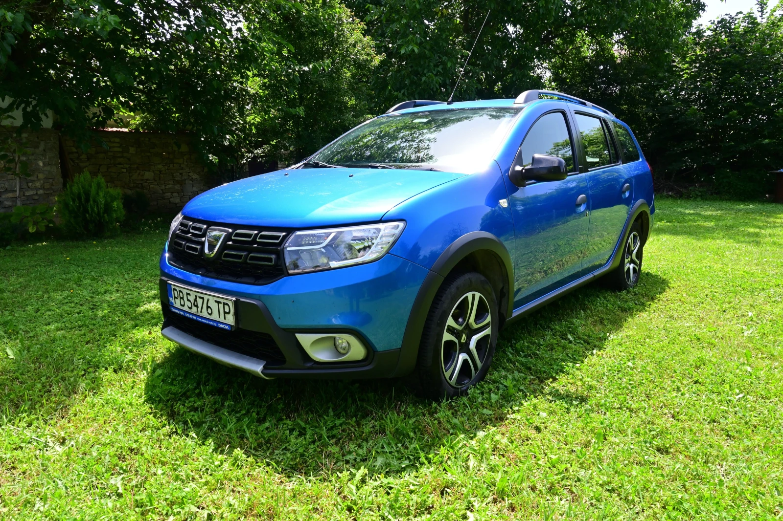 Dacia Logan MCV II Stepway N1 - изображение 2