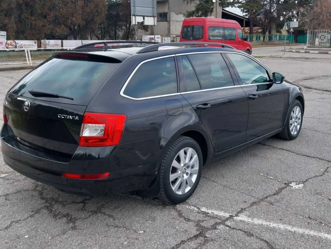 Skoda Octavia 1.6TDI DSG Панорама - изображение 5