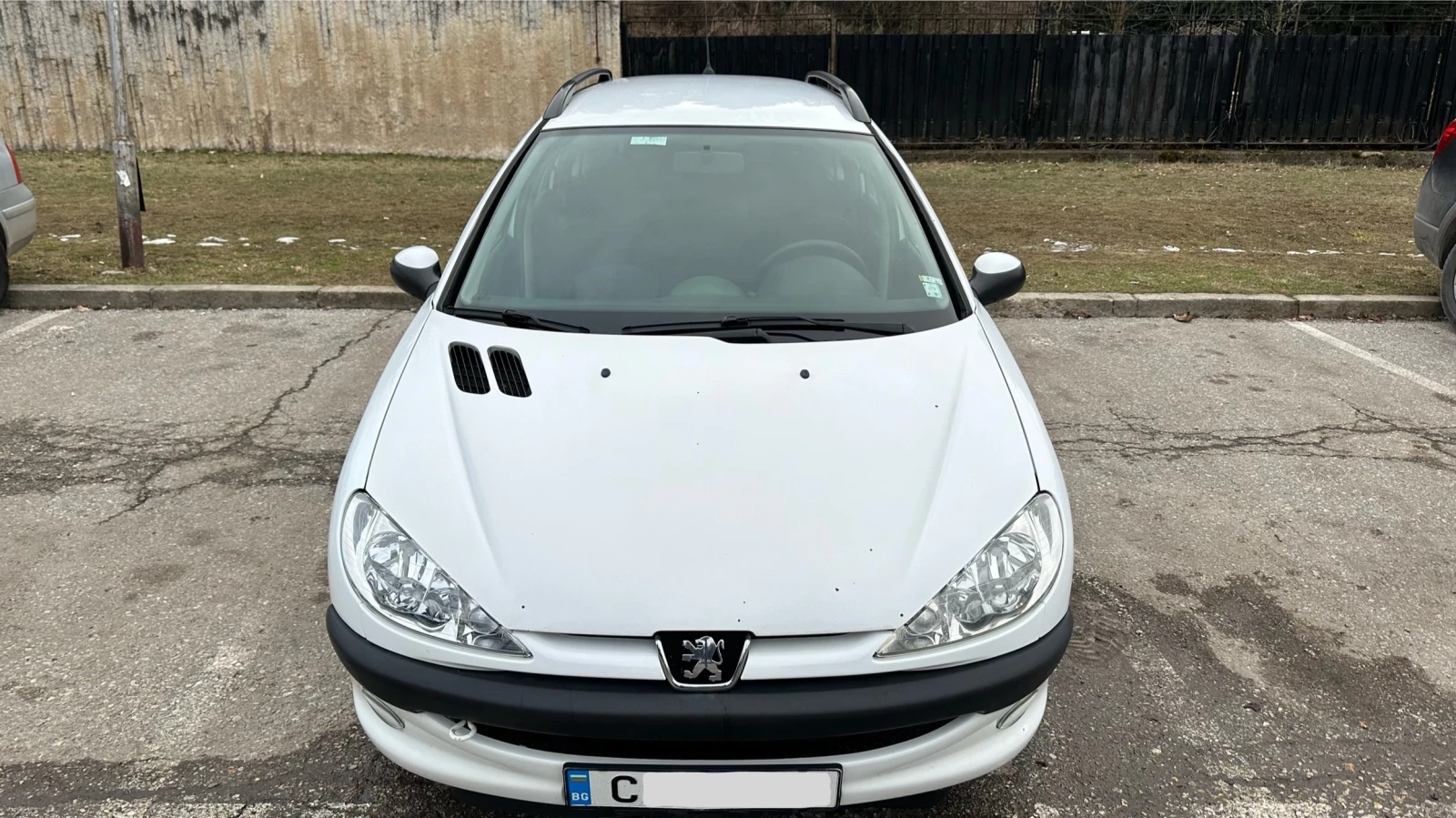 Peugeot 206 SW - изображение 2