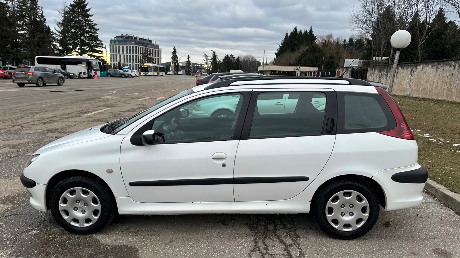 Peugeot 206 SW - изображение 4