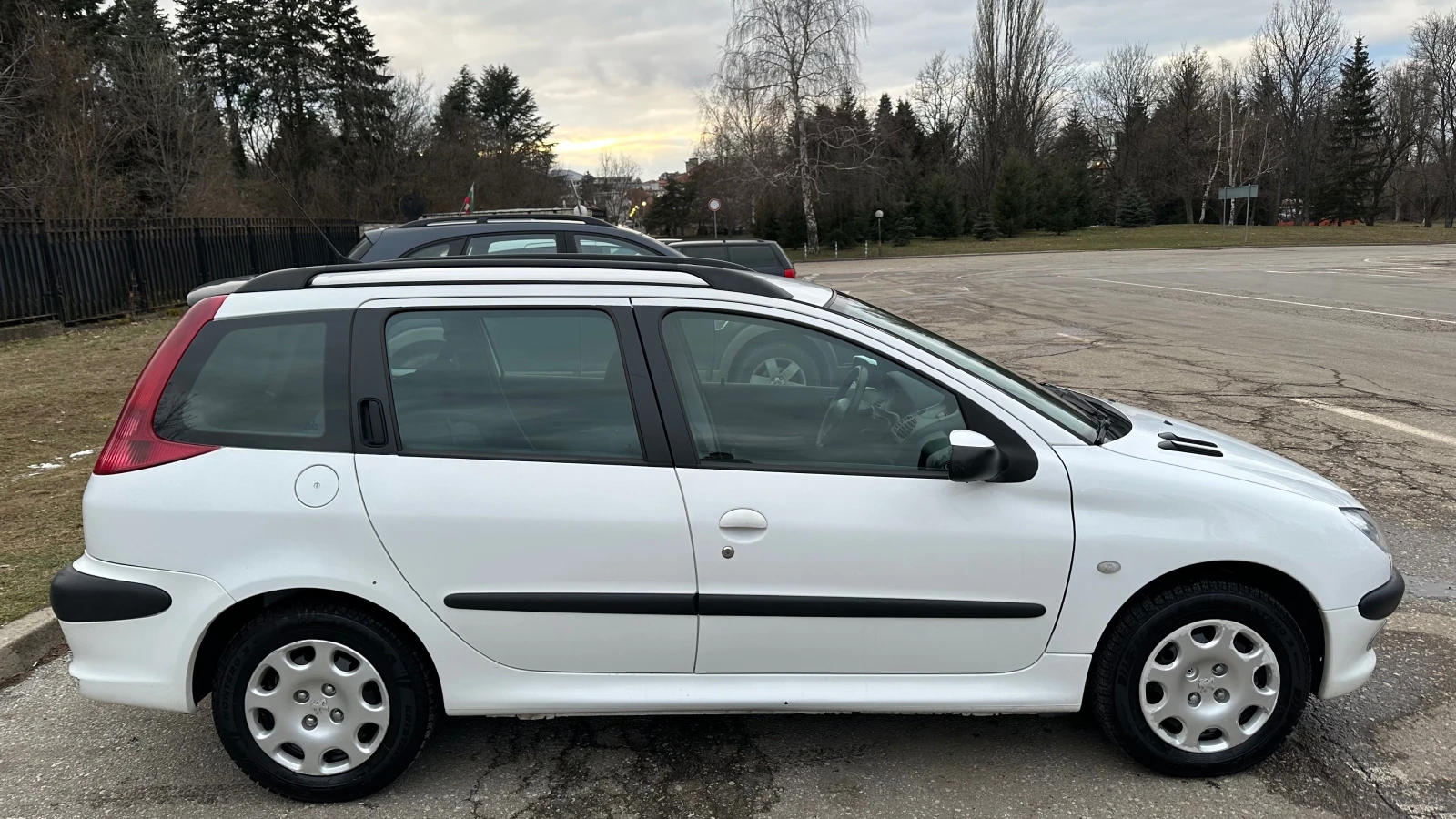 Peugeot 206 SW - изображение 8