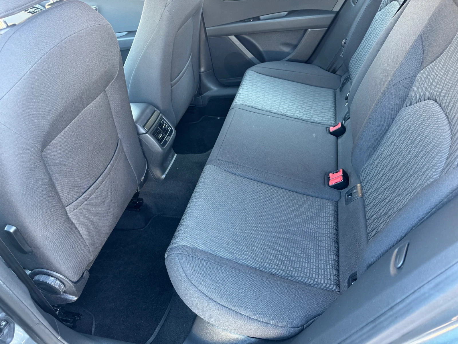 Seat Leon 1600-105 тди  Matrix - изображение 10