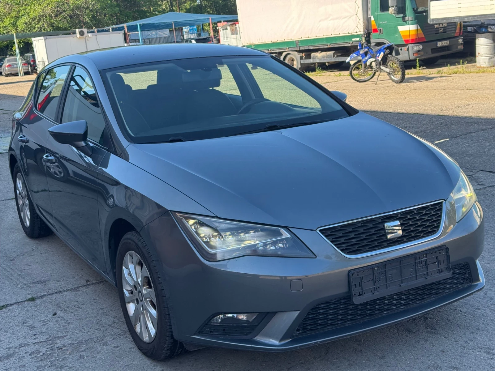 Seat Leon 1600-105 тди  Matrix - изображение 2