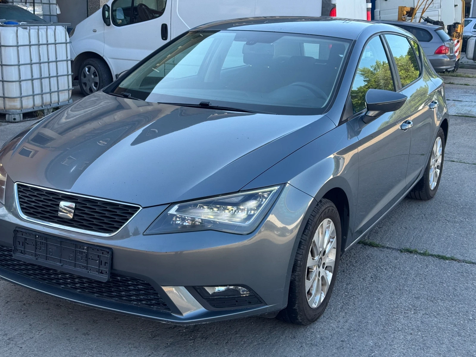 Seat Leon 1600-105 тди  Matrix - изображение 3