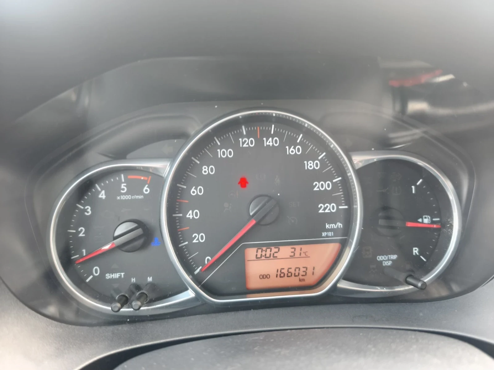 Toyota Yaris 1.4D4D-90к.с Лизинг Лед Светлини Кожа Камера  | Mobile.bg — изображение 13