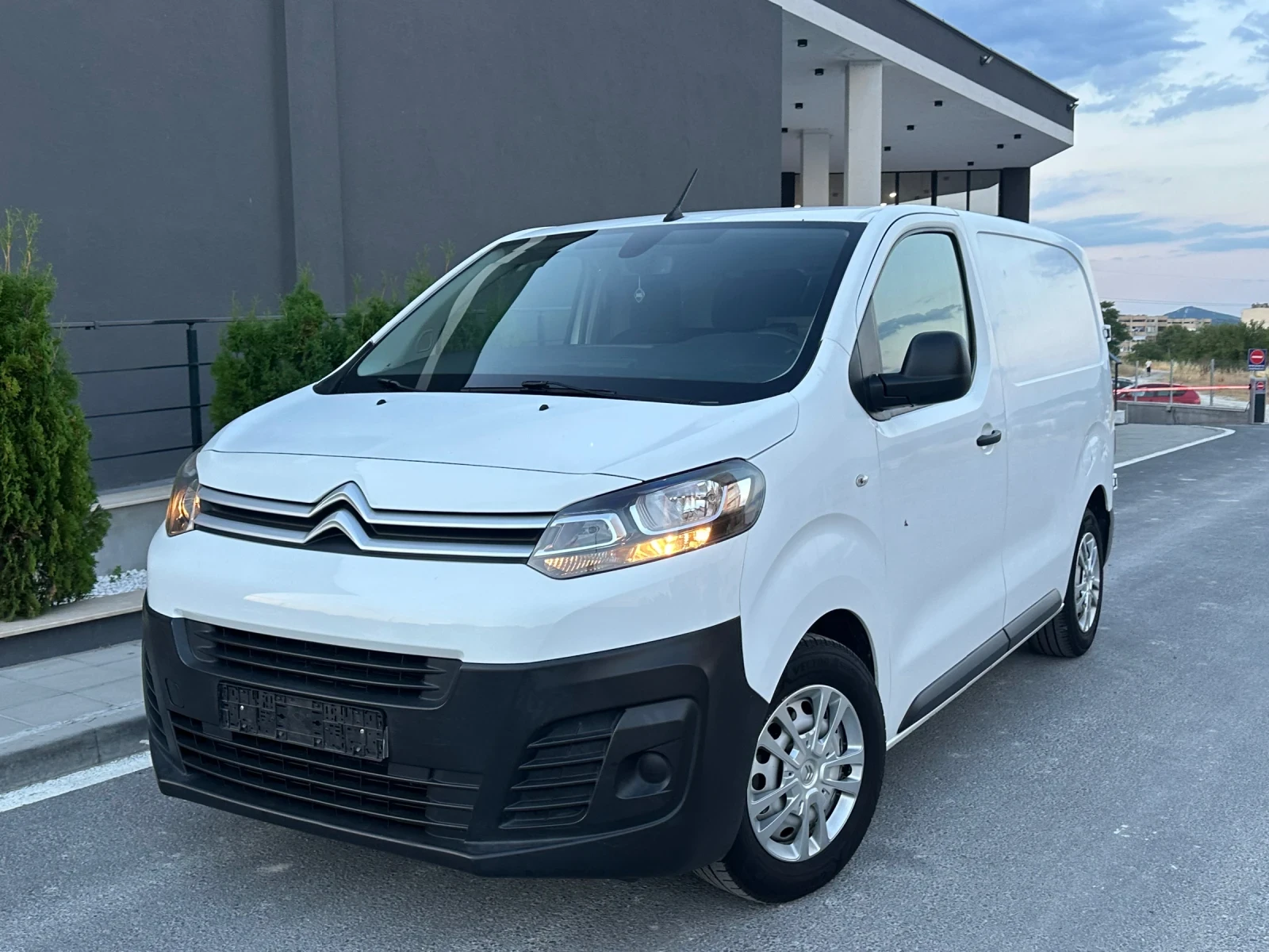 Citroen Jumpy 1.6 HDI-e EURO 6 - изображение 2