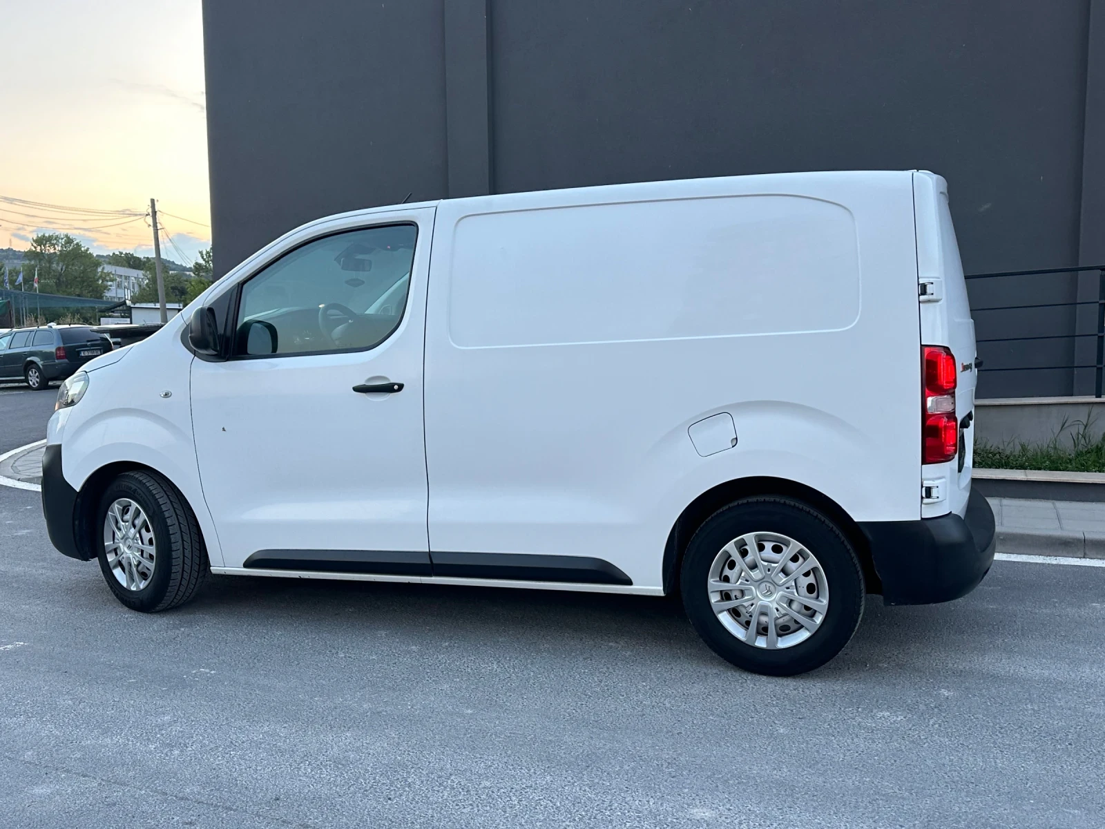 Citroen Jumpy 1.6 HDI-e EURO 6 - изображение 4