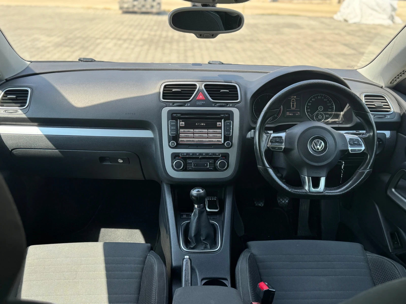 VW Scirocco 2.0 TDI GT - изображение 10