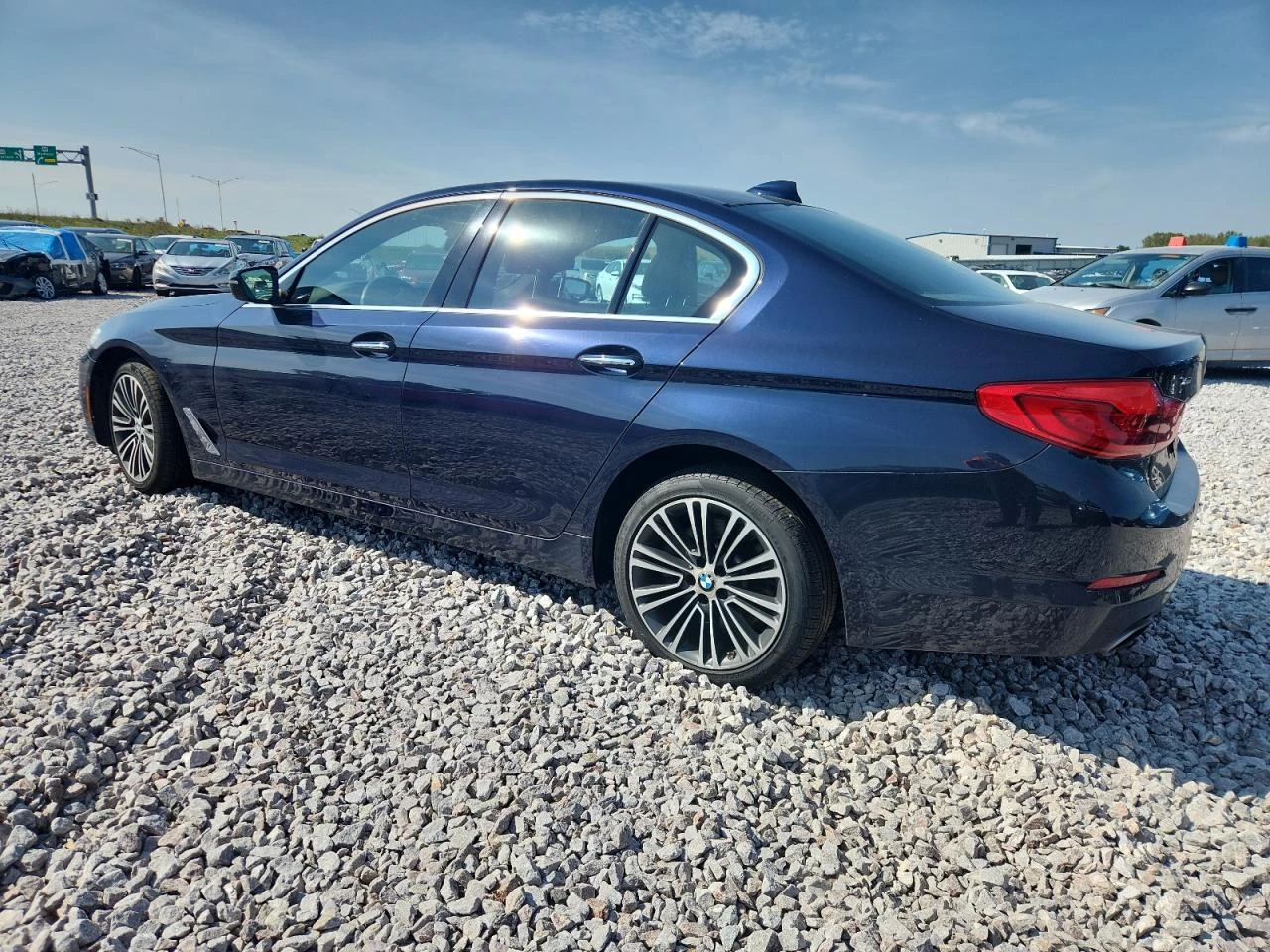 BMW 540 XI * * CARFAX * * АВТО КРЕДИТ * *  - изображение 4