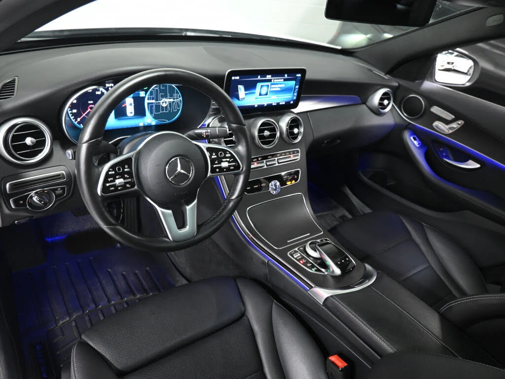 Mercedes-Benz C 300 * АВТО КРЕДИТ* ЦЕНА ДО БГ * СЕРВИЗНА ИСТОРИЯ *  - изображение 9