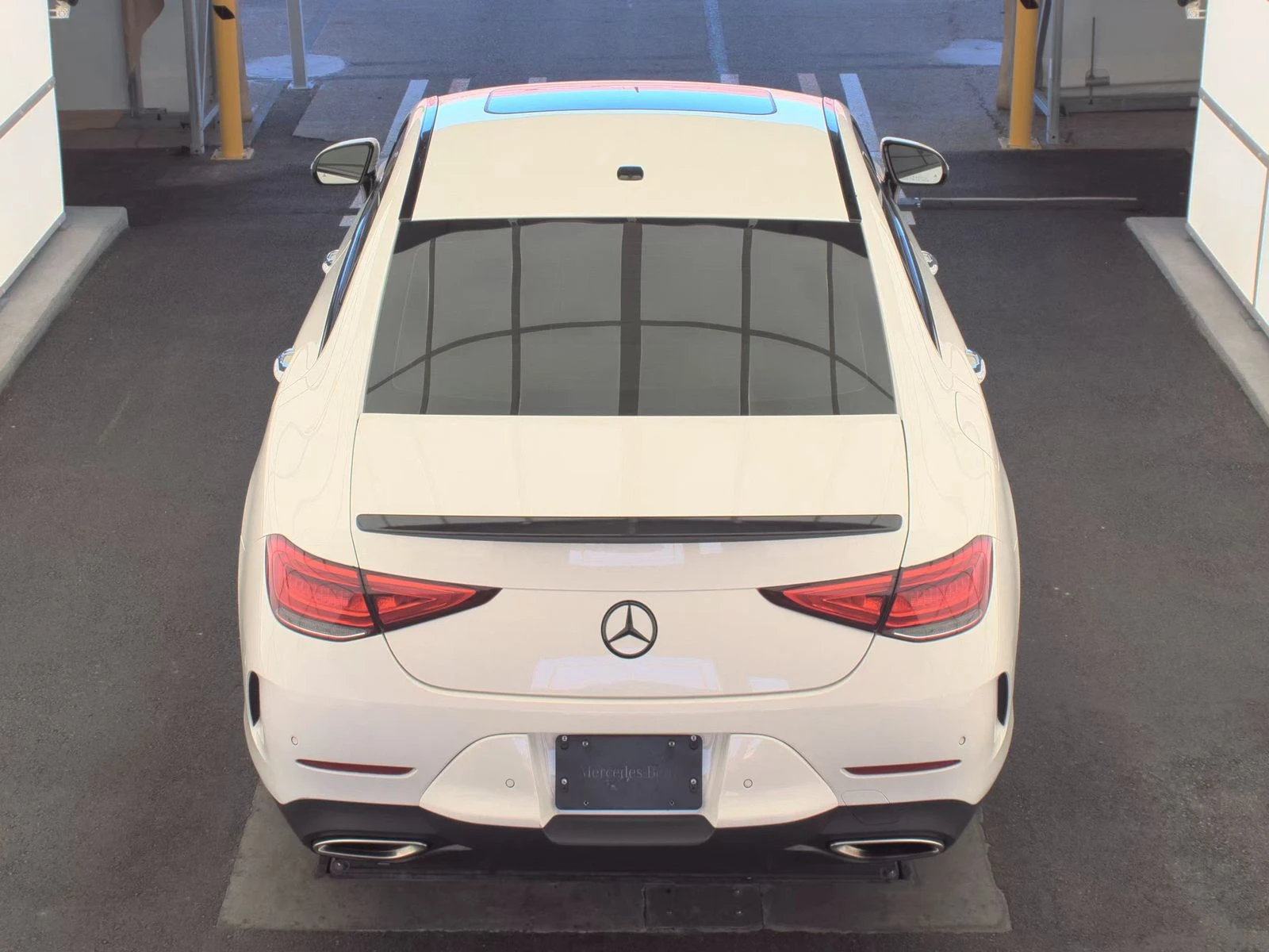 Mercedes-Benz CLS 450 AMG LINE / 4MATIC / BURMESTER / КРАЙНА ЦЕНА - изображение 3
