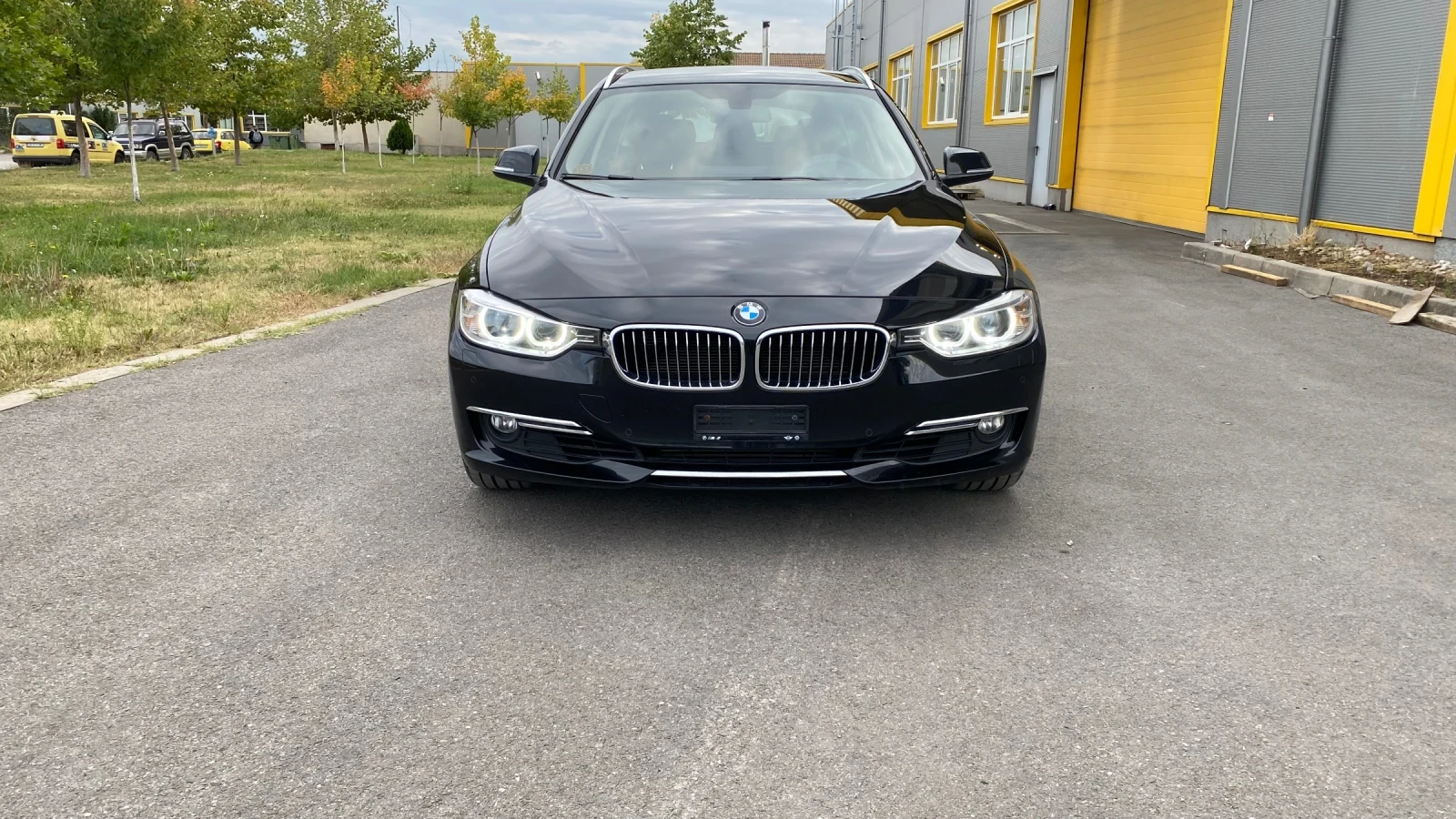 BMW 320 320i xDrive 184 kc Luxury Line | Mobile.bg   5