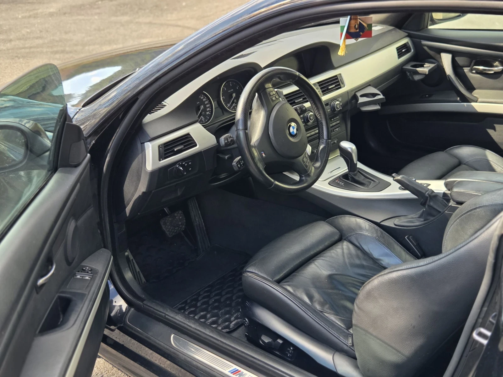 BMW 330 XD всички екстри , снимка 15 - Автомобили и джипове - 52596401