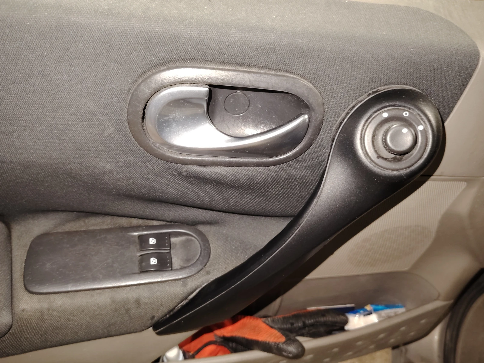 Renault Megane 2 1.5dci, снимка 10 - Автомобили и джипове - 53727685