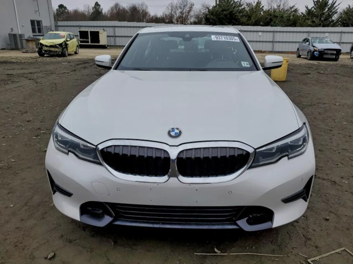 BMW 330 xDrive* Автофинансиране, снимка 5 - Автомобили и джипове - 53780701