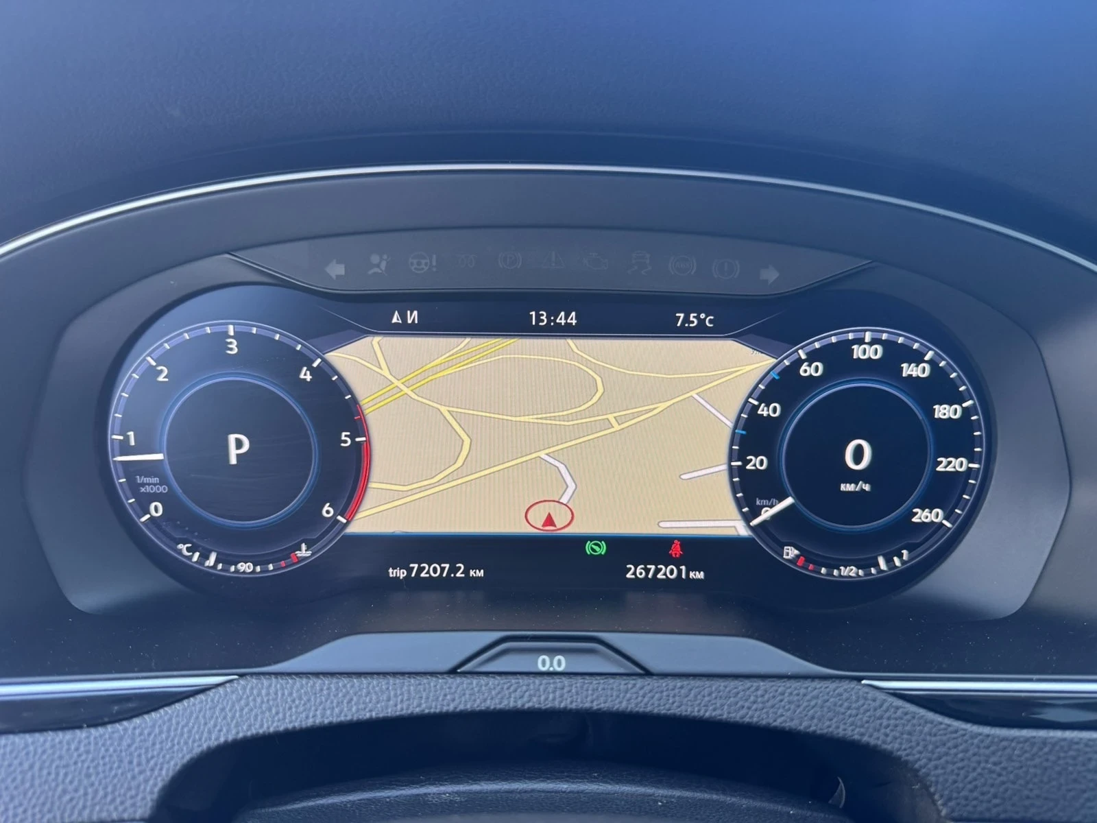 VW Passat, снимка 11 - Автомобили и джипове - 53836137