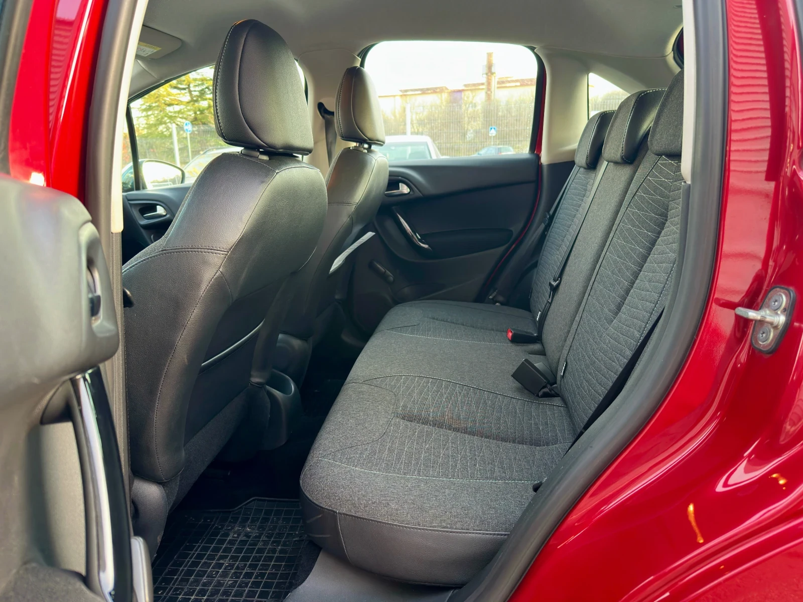 Citroen C3 1.6hdi / 86000км, снимка 9 - Автомобили и джипове - 53847414