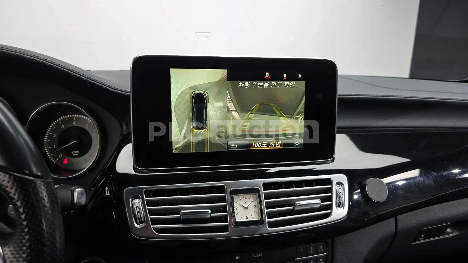 Mercedes-Benz CLS 400 Навигационна система* Кожен салон* 360-градусова к, снимка 14 - Автомобили и джипове - 54055998