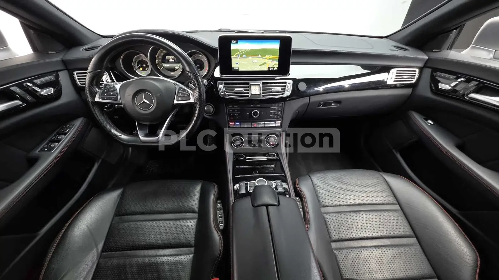 Mercedes-Benz CLS 400 Навигационна система* Кожен салон* 360-градусова к, снимка 7 - Автомобили и джипове - 54055998