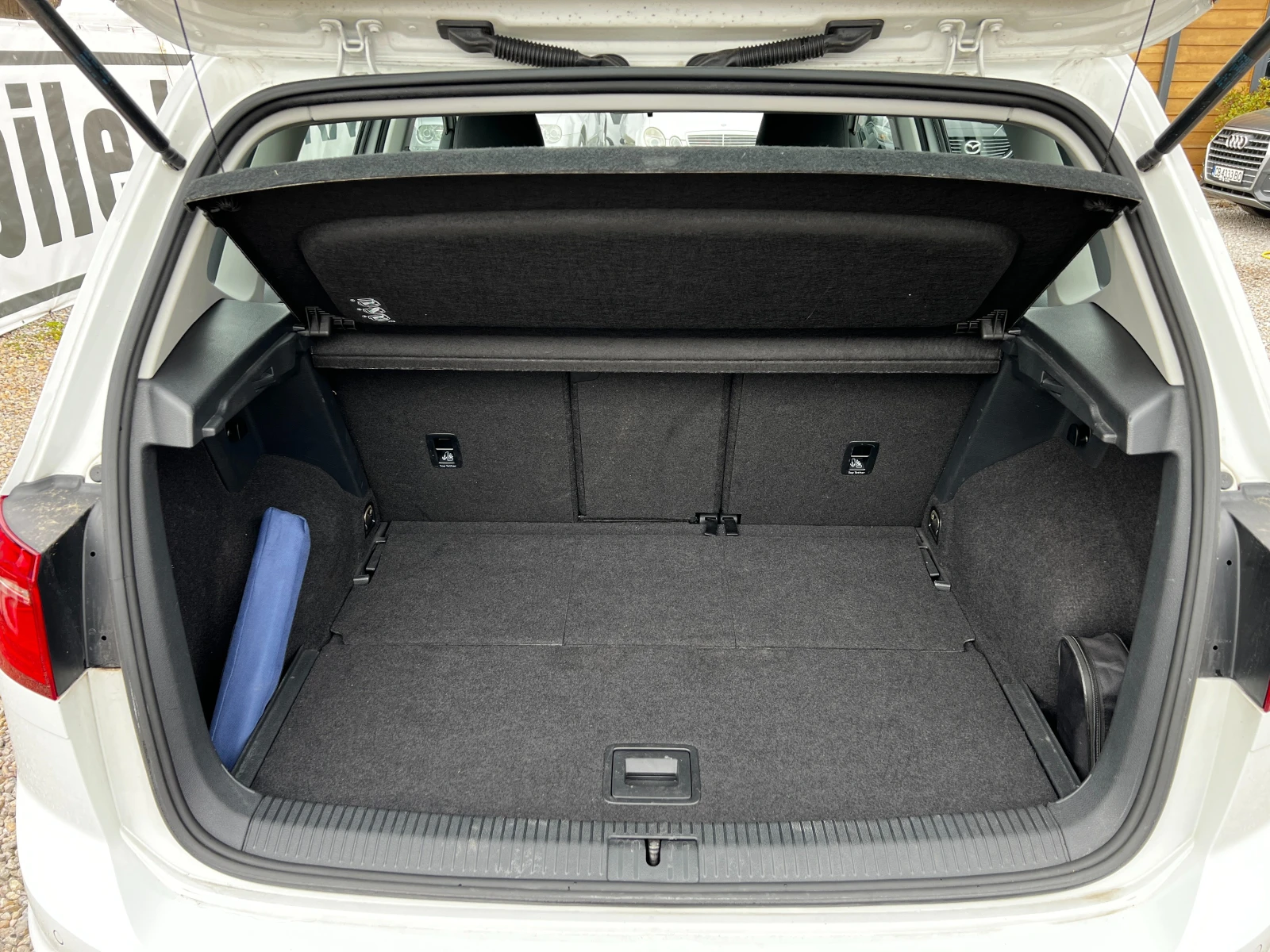 VW Golf SPORTSVAN 1.6TDI ������ ������/�������� ������� | Mobile.bg � ����������� 12