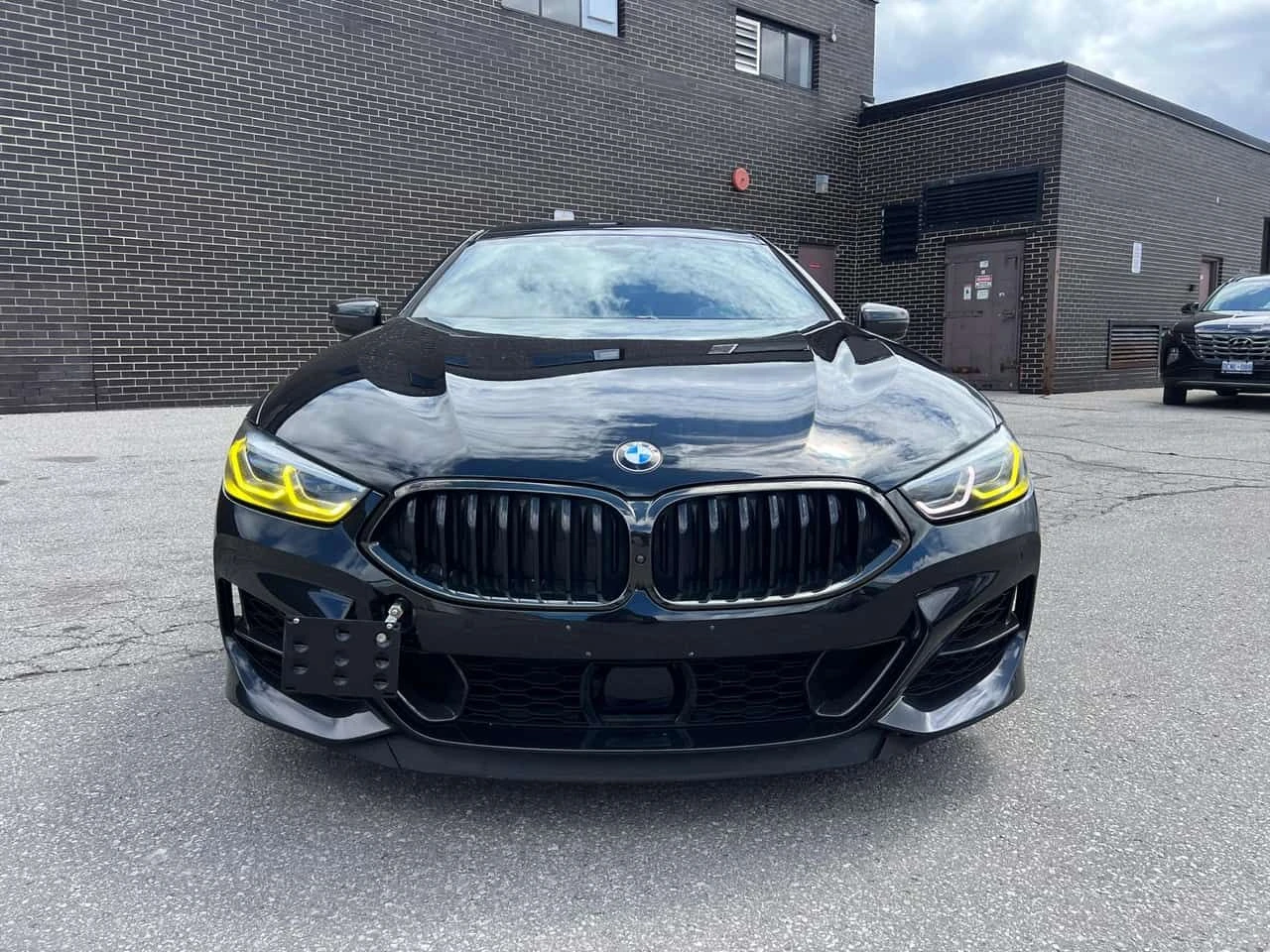 BMW 850 M850i xDrive * DISTRONIC| SOFT-CLOSE| 360| SUNROOF, снимка 2 - Автомобили и джипове - 54384024