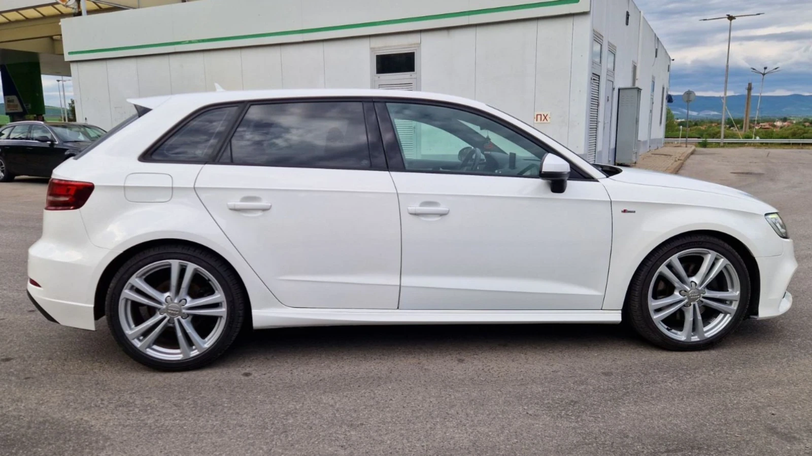 Audi A3 2.0TDI Quattro S-line, снимка 4 - Автомобили и джипове - 54544625
